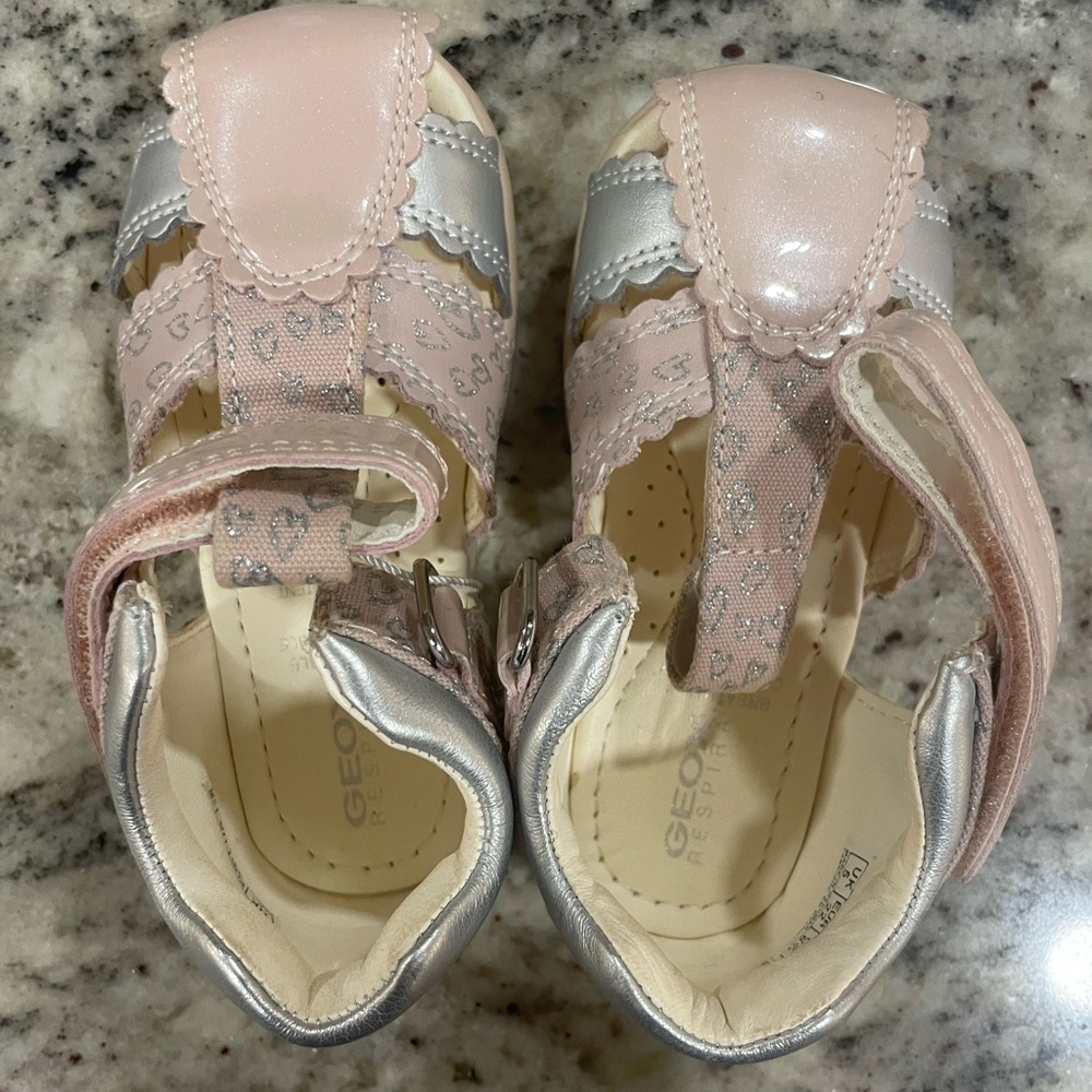 Geox Kids Sandals in Light Pink and Silver